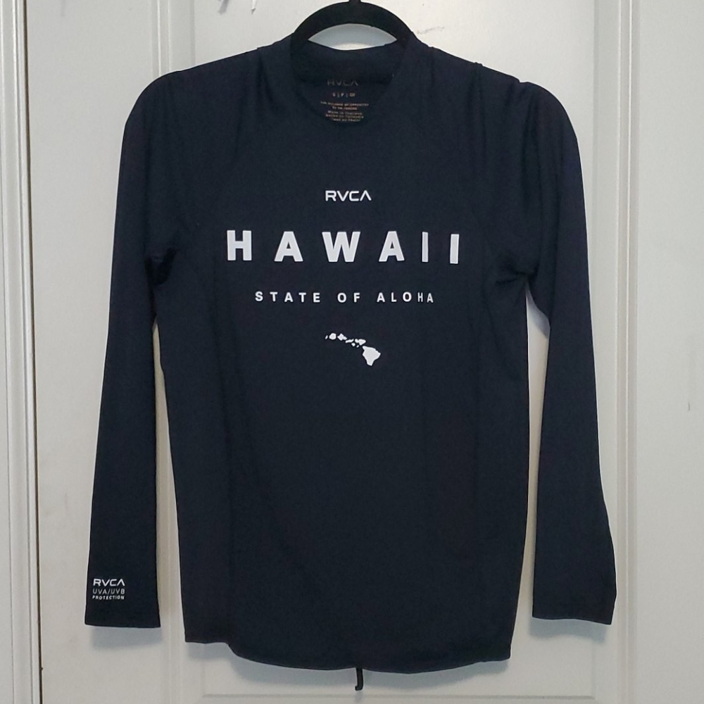 RVCA rash gaurd long sleave top